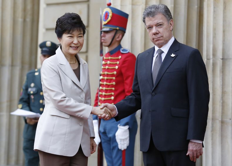 AMS-GEN_COLOMBIA-FARC-0.jpg