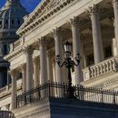 Senado de EEUU rechaza orden de vacunación para empresas