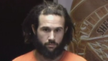 tras las rejas hombre que ensenaba sus genitales en coral gables