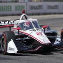 Newgarden busca recuperar la cima; gana la pole en Detroit