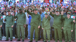 diaz-canel desafia a eeuu tras acto por raul castro: el norte revuelto y brutal no nos conoce