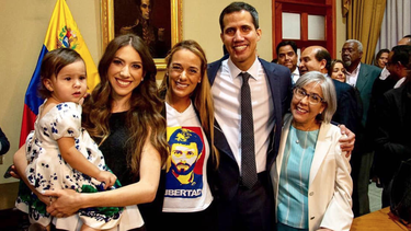 juan guaido aclaro que lilian tintori viajo a espana en una mision humanitaria