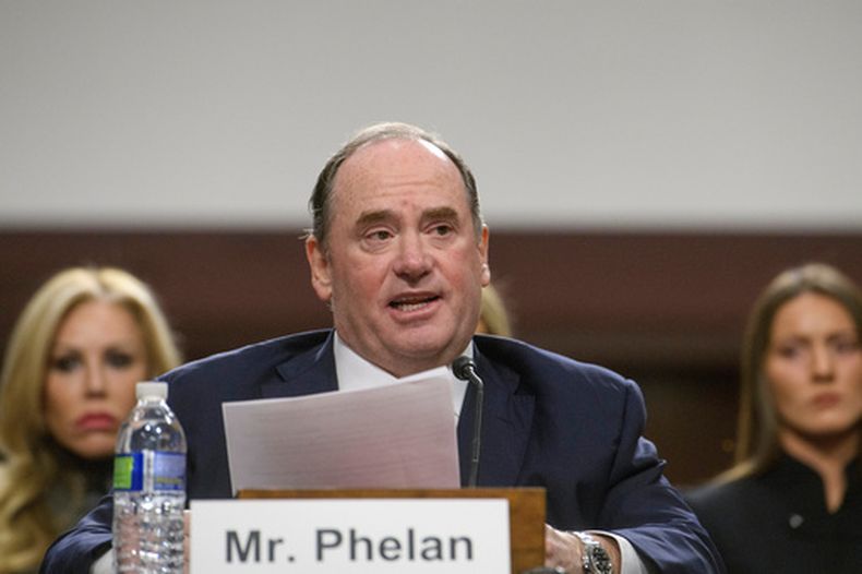 ARCHIVO - John Phelan comparece ante una audiencia de la Comisión de Servicios Armados del Senado en el Capitolio, el 27 de febrero de 2025, en Washington. (AP Foto/Rod Lamkey, Jr./Archivo)