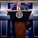 La respuesta de Trump a todos los problemas: Más Trump