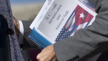 diplomatico de eeuu en cuba seria el embajador