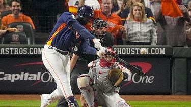 Dolor de mano margina a Álvarez de práctica con Astros