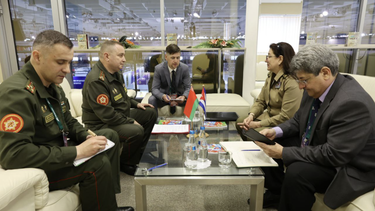 bielorrusia anuncia que entrenara a militares cubanos