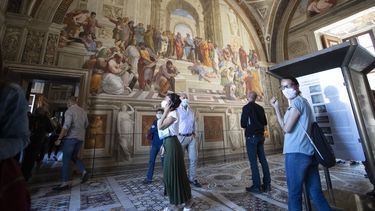 El Vaticano centraliza procedimientos de contratos y compras