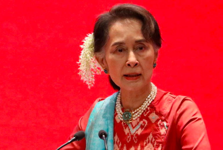 Aplazaron hasta el 6 diciembre el primer veredicto contra la líder birmana Aung San Suu Kyi, derrocada por una junta militar