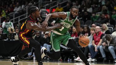 Celtics ligan octava victoria, superan por 126-101 a Hawks
