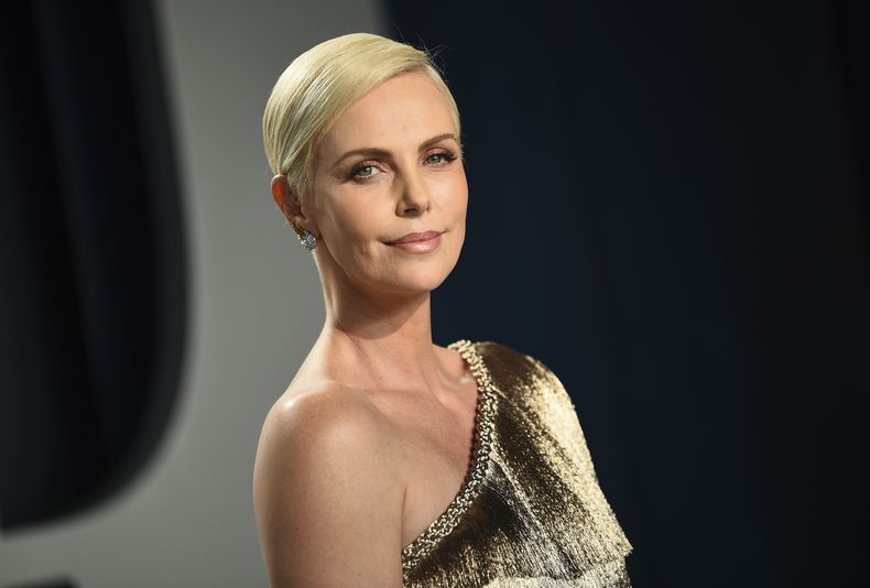 ESP-CEL_CORONAVIRUS-CHARLIZE_THERON-VIOLENCIA_DE_GENERO-0.jpg