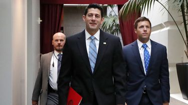 Congreso de EEUU aprueba fondos de rescate por Harvey