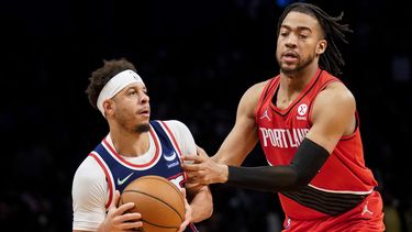 Durant y Curry llevan a Nets a triunfo ante Blazers
