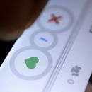 Rivales menores demandan a Apple y Google por apps