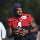 Jurado revisa evidencia de acusaciones contra Deshaun Watson