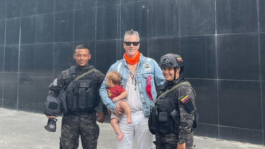 a fernando carrillo le pico el mosquito bolivariano: le jalo mecate a maduro y aseguro que en venezuela no hay crisis