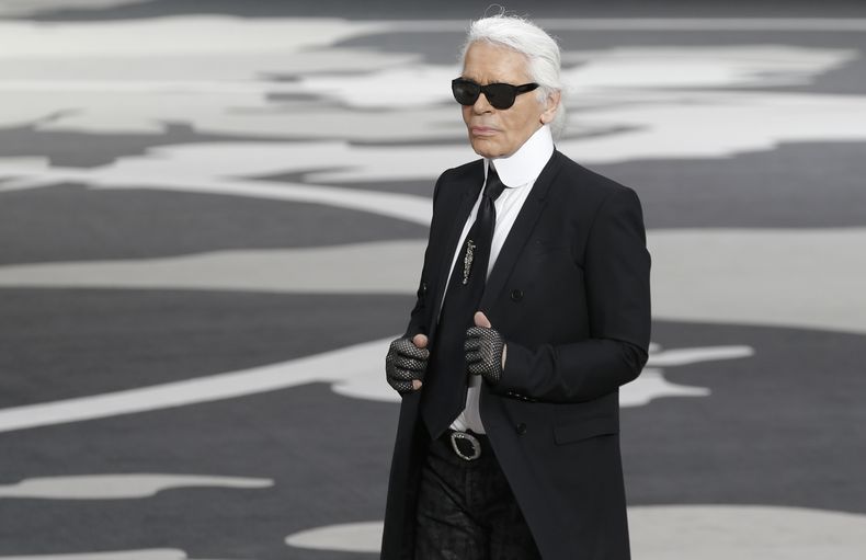 ESP-GEN_LAGERFELD-DECESO-0.jpg