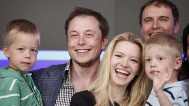 elon musk tuvo mellizos con una de sus empleadas