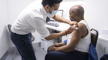 Gran Bretaña: Cárcel para el que mienta sobre el virus