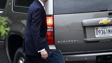 Rosenstein discutirá con Trump su futuro