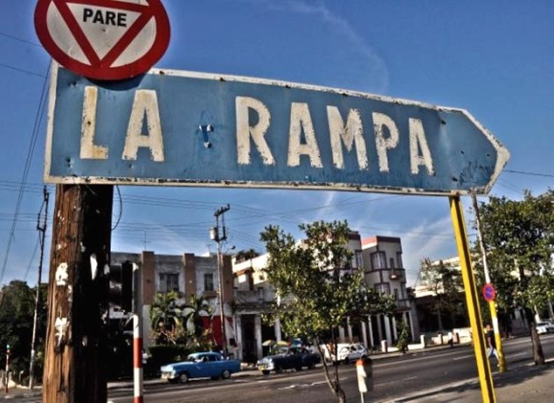 señales cuba vedado transito.jpg