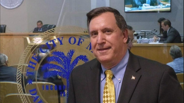 joe carollo es reelecto como comisionado del distrito 3 de miami