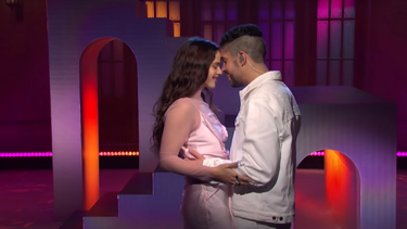 rosalia y bad bunny revolucionaron el saturday night live cantando en espanol