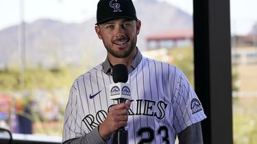 Kris Bryant y Rockies cierran trato por 7 años