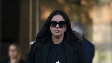 Luto se convirtió en horror por fotos, dice viuda de Bryant