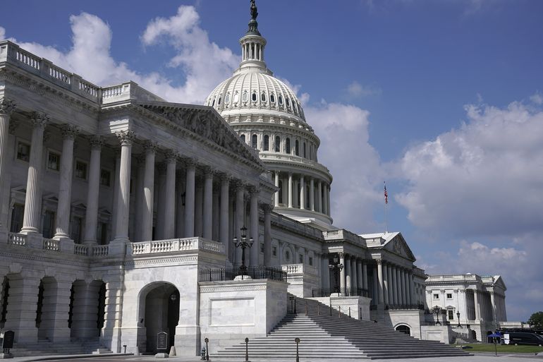 Congreso de EEUU trabaja contrarreloj para aprobar deuda