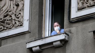 Rumania cierra hospital tras contagio de bebés por bacteria