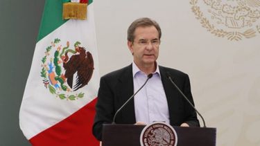 Embajador de México en EEUU: Quienes transportan droga no son migrantes, son ciudadanos americanos