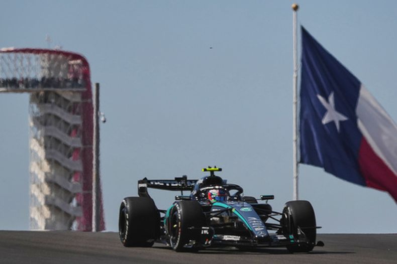 El piloto de Mercedes Kimi Antonelli durante la primera sesión de prácticas del Gran Premio de Estados Unidos, el viernes 23 de octubre de 2025, en Austin, Texas. (AP Foto/Eric Gay)