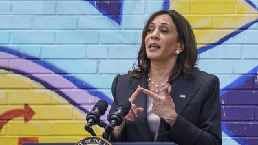Harris se convierte en voz prominente en el tema del aborto