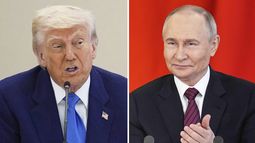 El presidente estadounidense Donald Trump (izquierda) habla el 16 de mayo de 2025 en Abu Dabi, Emiratos Árabes Unidos; y el presidente ruso Vladimir Putin aplaude el 10 de mayo de 2025, en Moscú. (Fotos de archivo de AP)