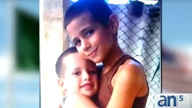 Madre e hijos cubanos continúan retenidos en México