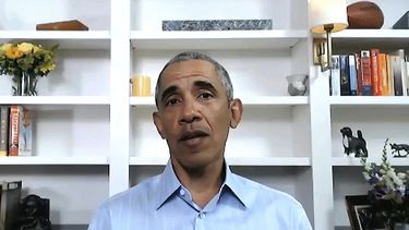 Obama da paso al frente en momentos de crisis nacional