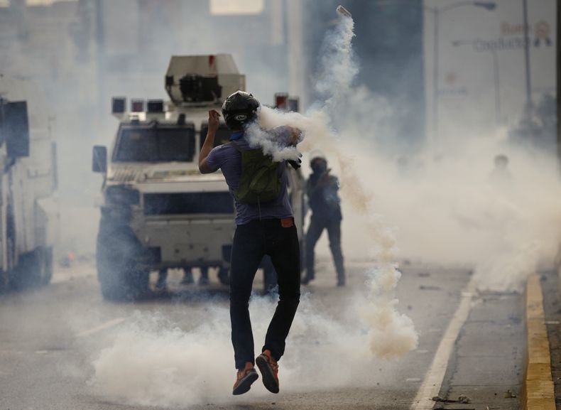 AMS-GEN_VENEZUELA-CRISIS_POLITICA-1.jpg