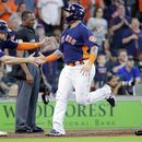 Javier lanza seis sólidas entradas en triunfo de Astros