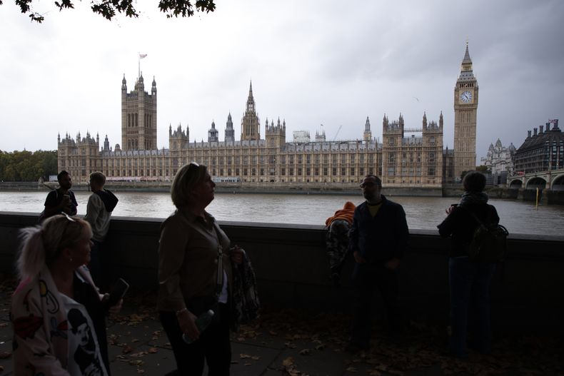 ARCHIVO - Una imagen del Parlamento en Londres, el 21 de octubre de 2022. (AP Foto/David Cliff, archivo)