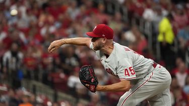 Filis derrotan 2-0 a Cardenales; Bohm logra 2 cuadrangulares