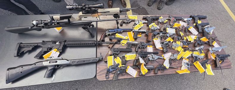 AMN-GEN NY-ARMAS