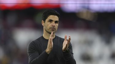 Técnico Arteta extiende contrato por 3 años con el Arsenal