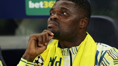 Thomas Partey, del Villarreal, en la banca durante un partido por la Liga de Campeones entre el Tottenham y el Villarreal, el martes 16 de septiembre de 2025, en Londres. (AP Foto/Ian Walton, Archivo)