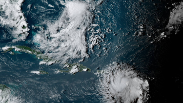 dorian se convierte en huracan y tocaria tierra en florida como categoria 3