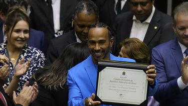 Hamilton es ciudadano honorario de Brasil previo a carrera