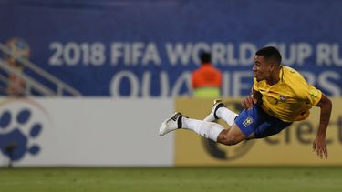 Mundial: Un vigoroso Brasil enfrenta a la débil Venezuela