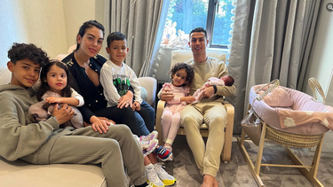 al fin juntos: la primera foto de cristiano ronaldo, georgina rodriguez y su familia tras el nacimiento de su hija