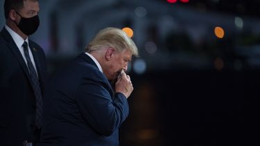 En recaudación de fondos, Biden supera ampliamente a Trump