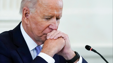 encuesta: solo el 37% de los democratas quieren ver a biden en la boleta del 2024